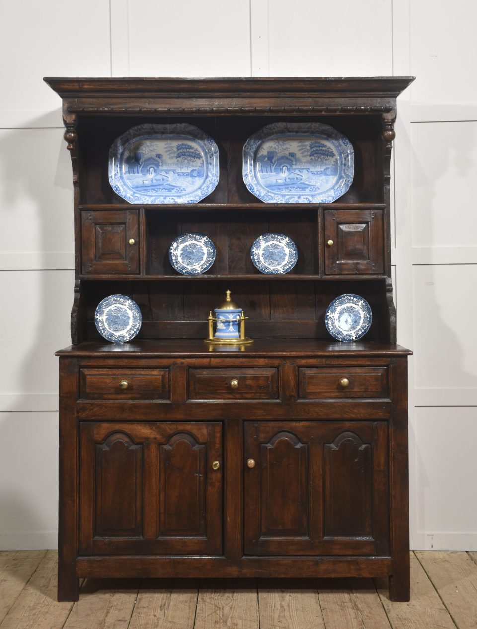 Welsh Oak Dresser and Rack