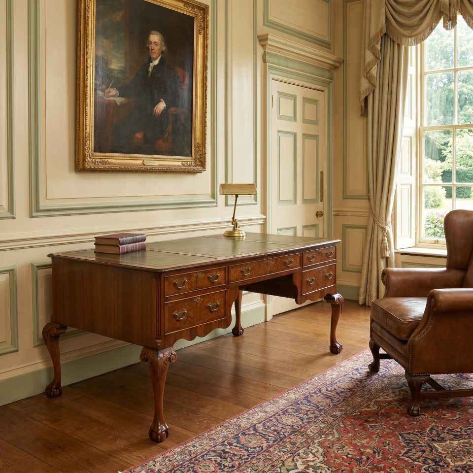 Fine Quality Burr Walnut Writing Table