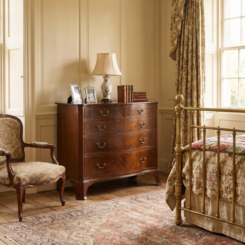 Fine Edwardian Figured Mahogany Bow Front Chest of Drawers